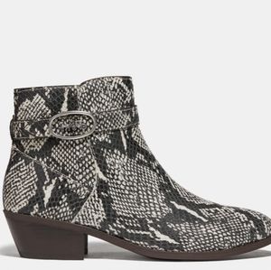 Snakeskin  Coach snakeskin boot Bootie size 6 NEW